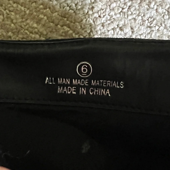 Liliana Pointed Toe Buckle Ankle Boot - Size 6 - Picture 4 of 4